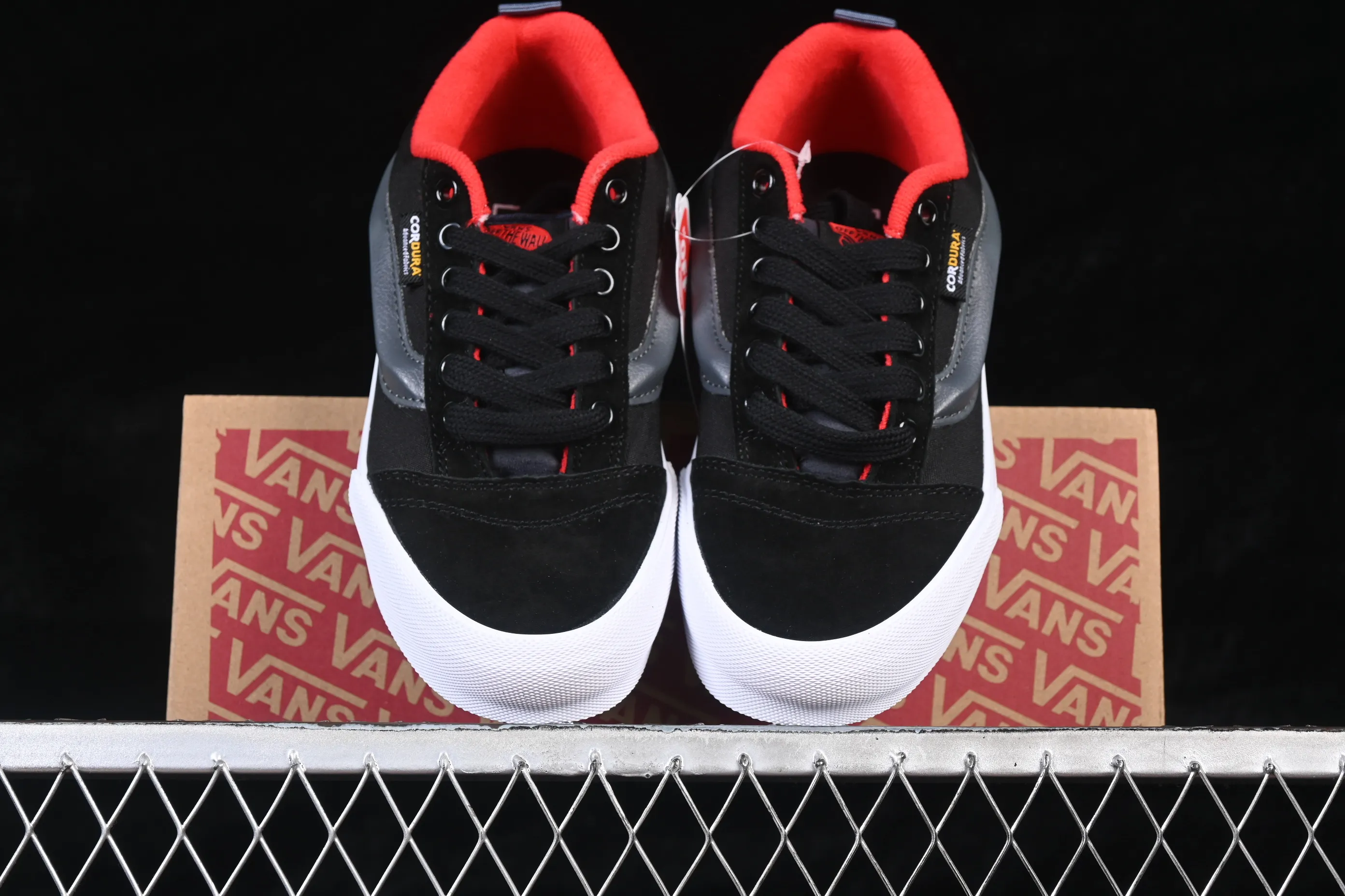 All categories Vans Vans series Vans Low Vans low-top Vans Knu Skool Vans low-top casual skateboard shoes VN0009QC6BT